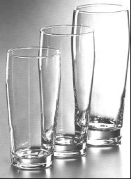 12 Willi Becher geeicht /-/0,5 18,5 cm